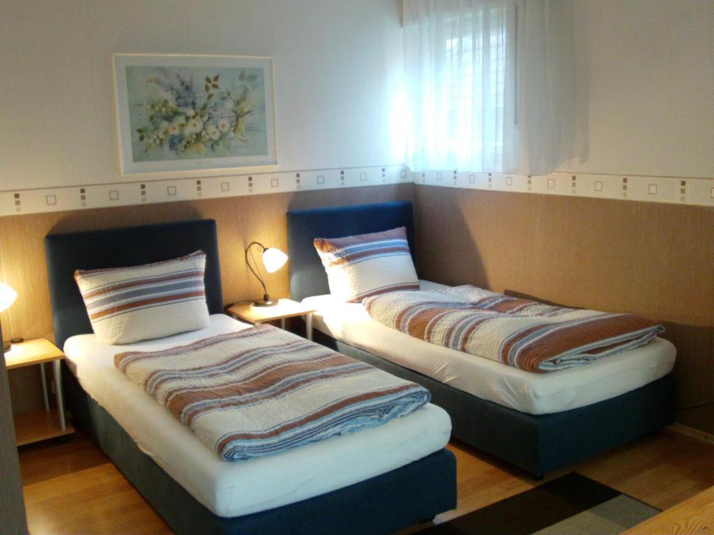 Hotel Martinsklause Meckesheim Room photo